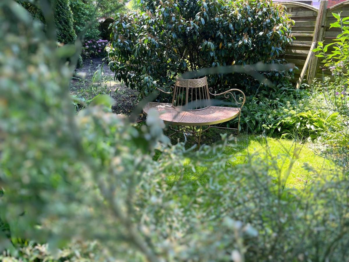 Aussergewoehnliches Haus Mit Sauna, Kamin Und Garten Wilhelmshaven Luaran gambar