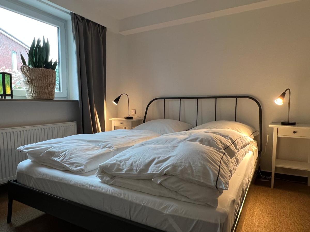 Aussergewoehnliches Haus Mit Sauna, Kamin Und Garten Wilhelmshaven Luaran gambar