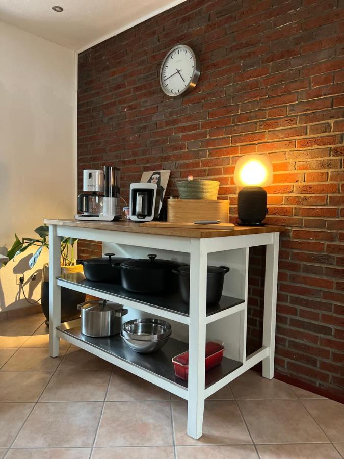 Aussergewoehnliches Haus Mit Sauna, Kamin Und Garten Wilhelmshaven Luaran gambar