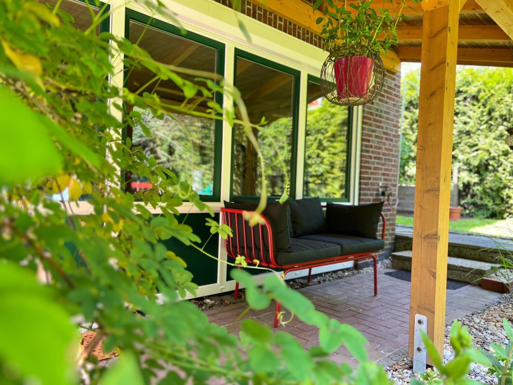 Aussergewoehnliches Haus Mit Sauna, Kamin Und Garten Wilhelmshaven Luaran gambar